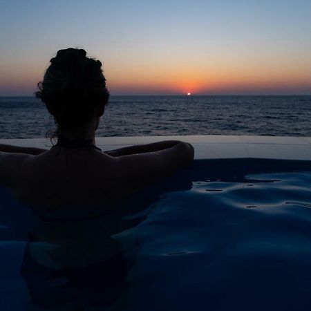 Hostal Ikarian Endless Blue Kouniadi Exterior foto