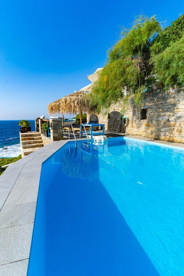 Hostal Ikarian Endless Blue Kouniadi Exterior foto